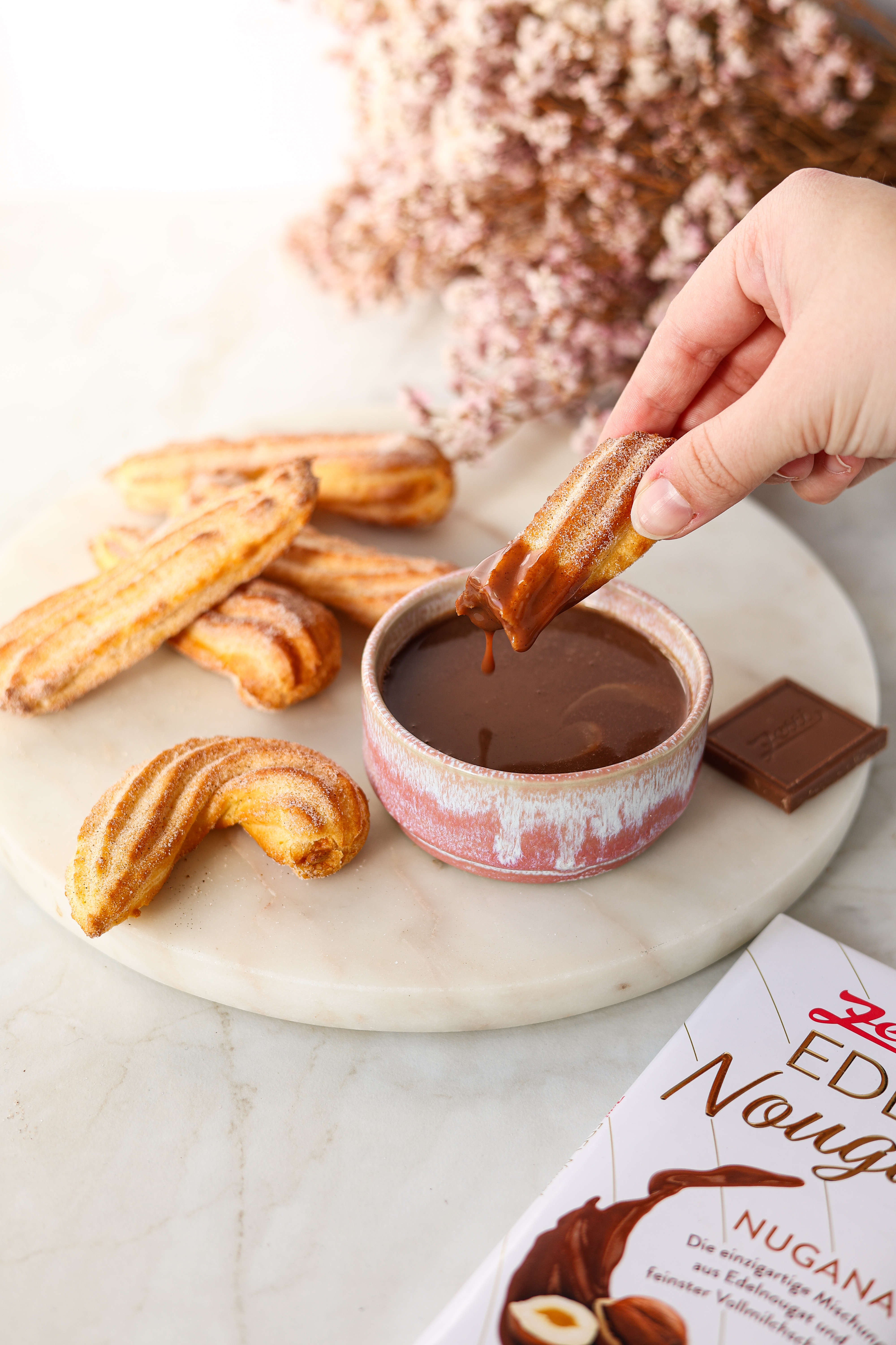 CHURROS MIT SCHOKOLADENSAUCE